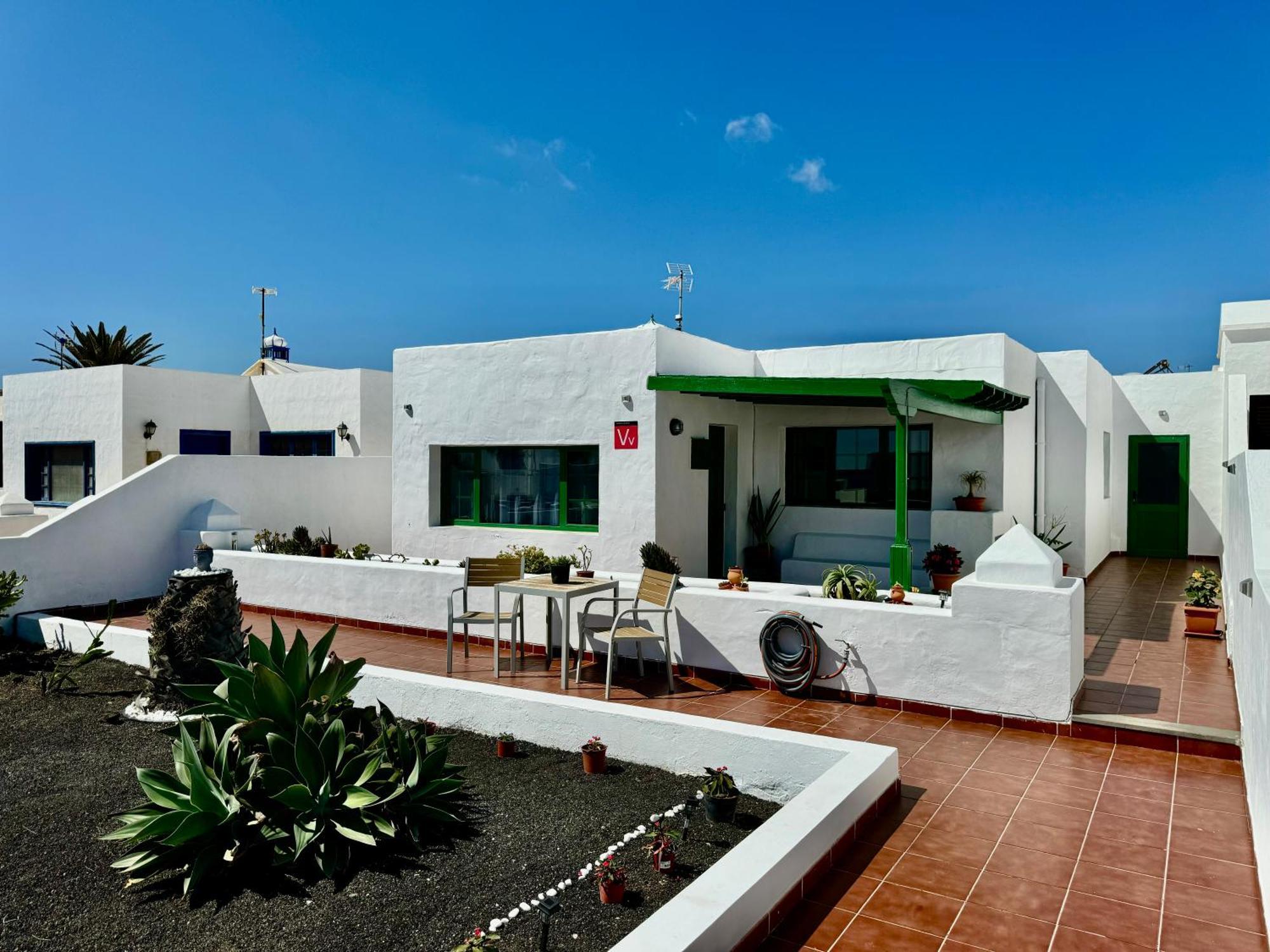 Casa Riadero By Vulcano Homes Guatiza Exterior photo