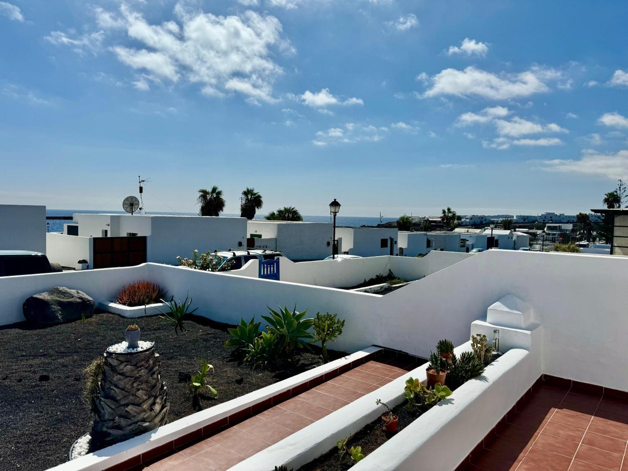 Casa Riadero By Vulcano Homes Guatiza Exterior photo